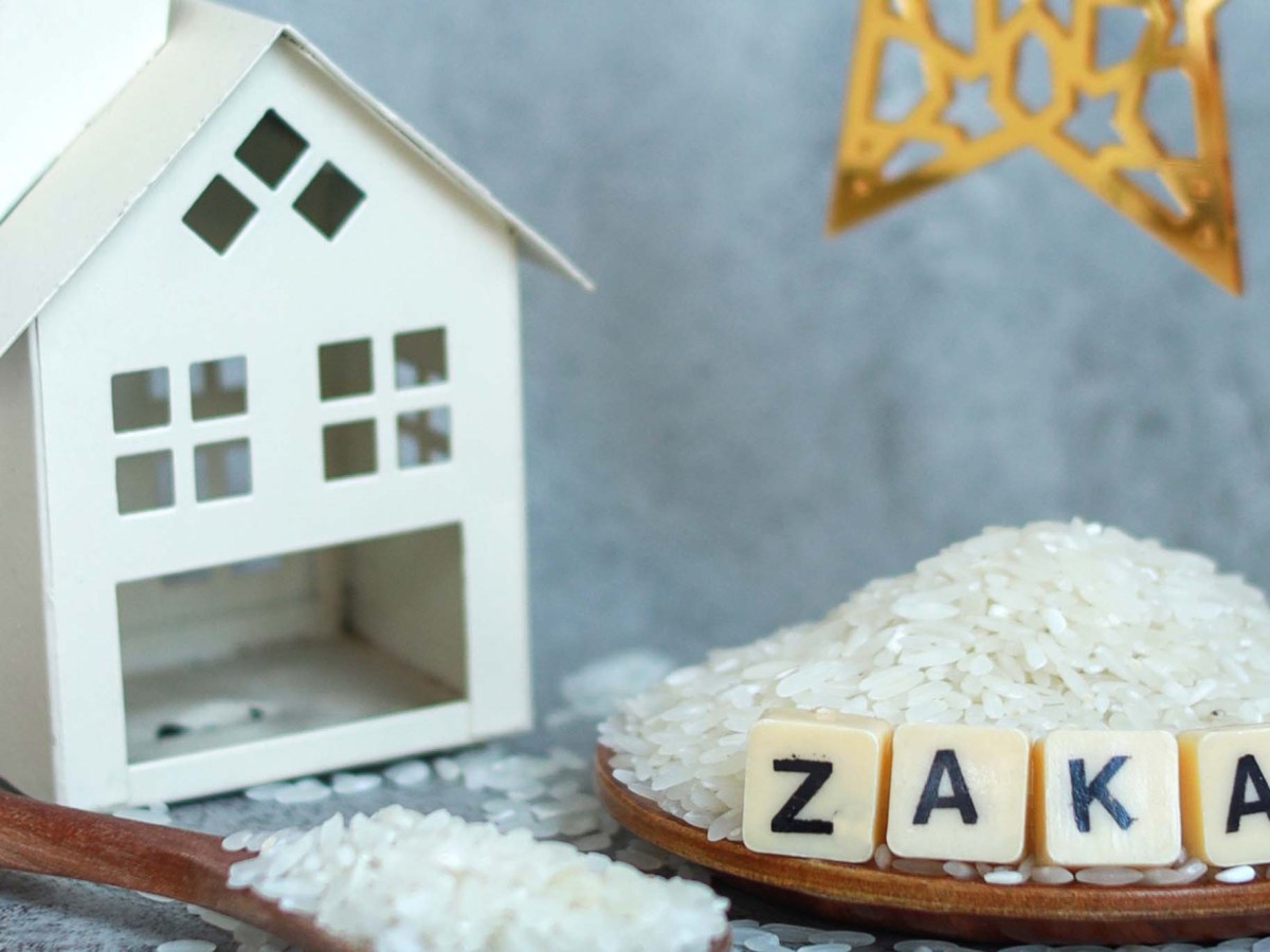 Paying Zakat: Spiritual and Social Benefits&nbsp;Explained