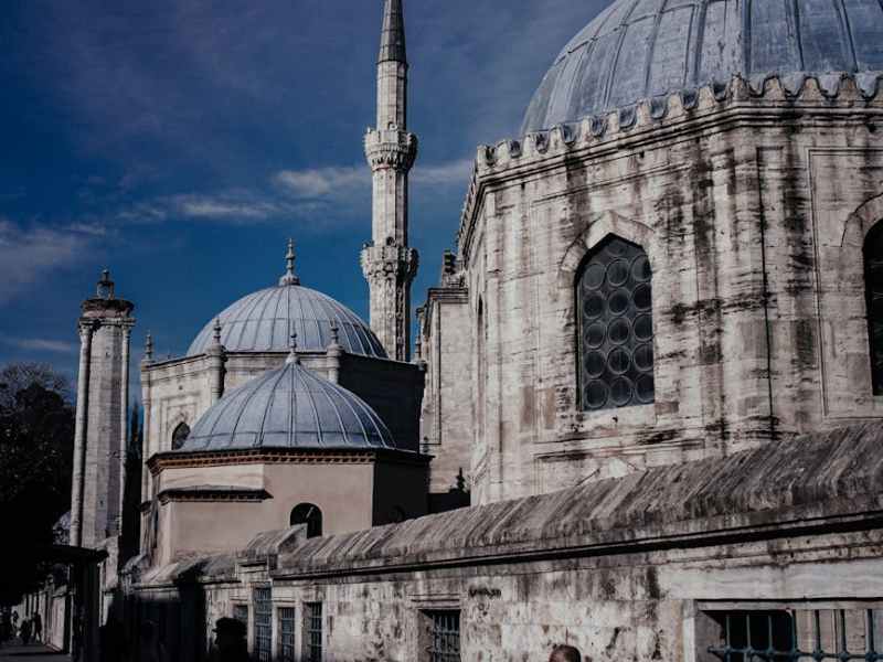 God’s Existence: An Objective&nbsp;Analysis